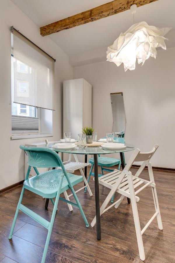 Apartament Szczesliwa Trzynastka กลีวิตเซ ภายนอก รูปภาพ
